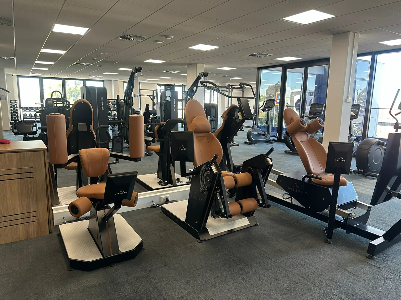 Open gym floor and reformer beds at Avanti Gym Cheltenham